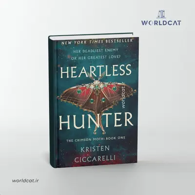 خرید کتاب Heartless Hunter کتاب شکارچی بی رحم نسخه اورجینال و چاپ شده از کریستن سیکارلی دانلود سری شب‌پره‌ سرخ